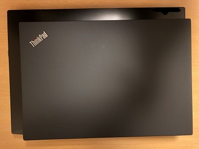 ThinkPad T14 Gen2(AMD) 表側